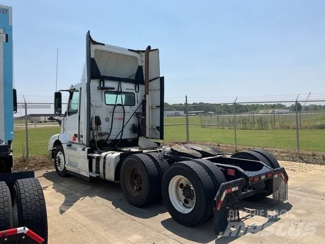 Volvo VNM Tractor Units