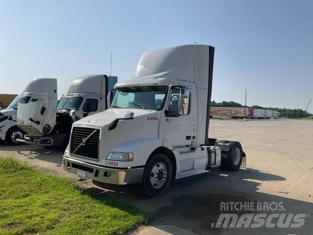 Volvo VNM Tractor Units