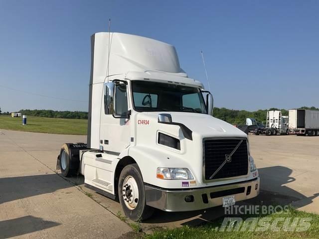 Volvo VNM Tractor Units