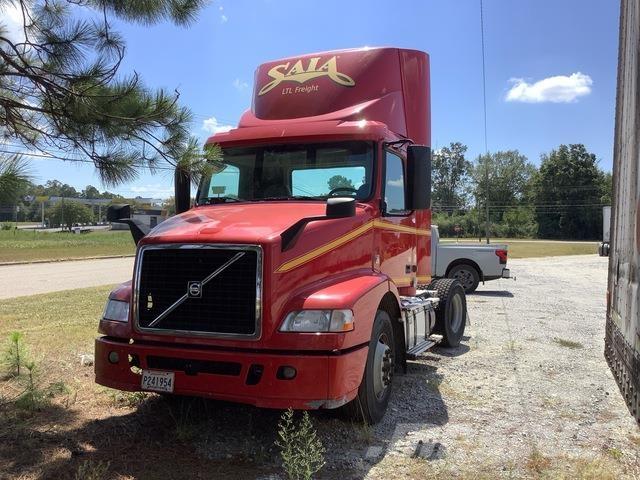 Volvo VNM Tractor Units