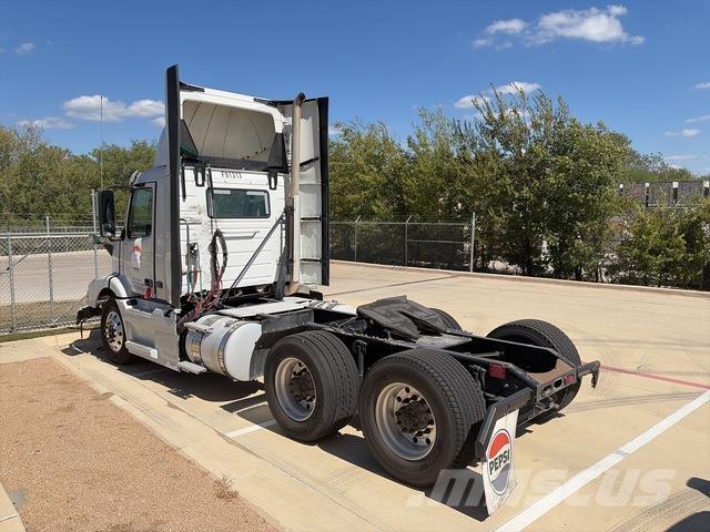 Volvo VNM64T Tractor Units