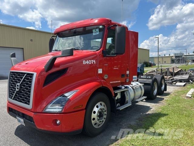 Volvo VNR Tractor Units