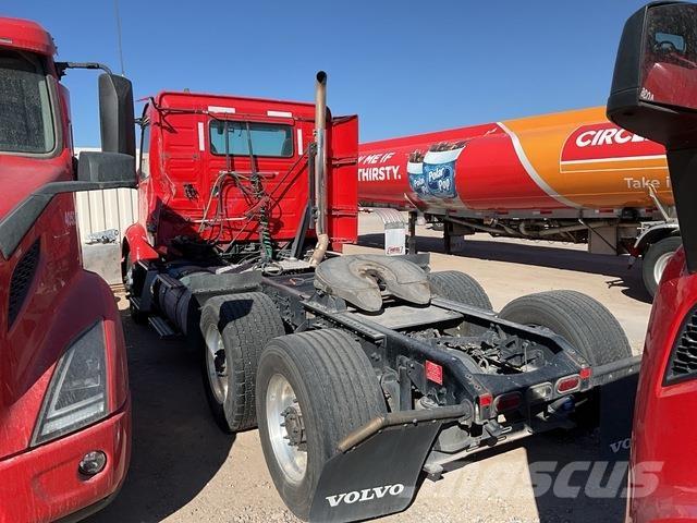Volvo VNR Tractor Units