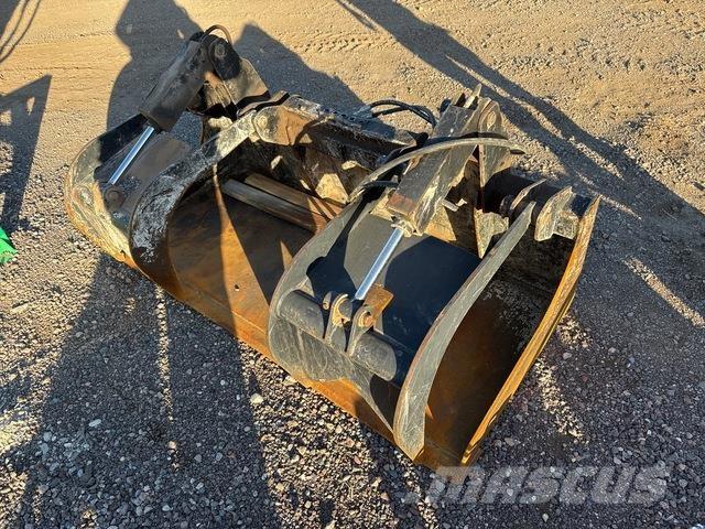 Wacker Neuson  Buckets