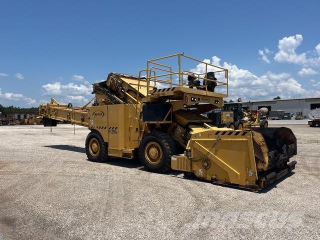 Weiler E1250B Material transport vehicles