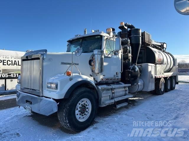 Western Star  Crawler excavators