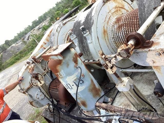  Winch Winches
