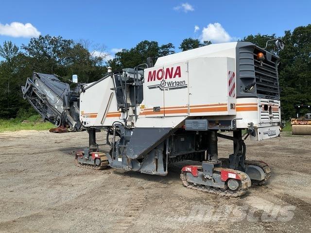 Wirtgen W200 Asphalt cold milling machines
