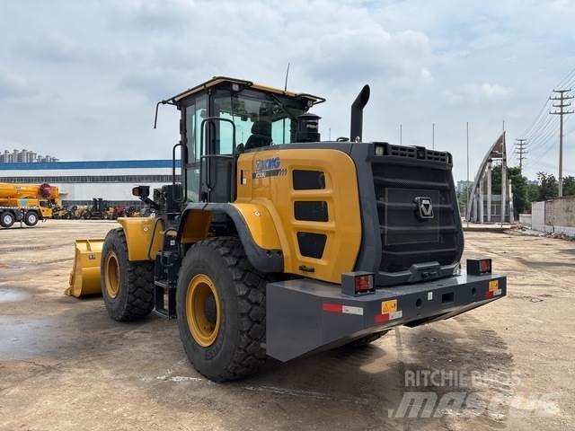 XCMG 938U Wheel loaders