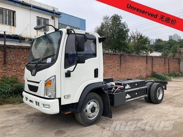 XCMG EAA114R Chassis Cab trucks