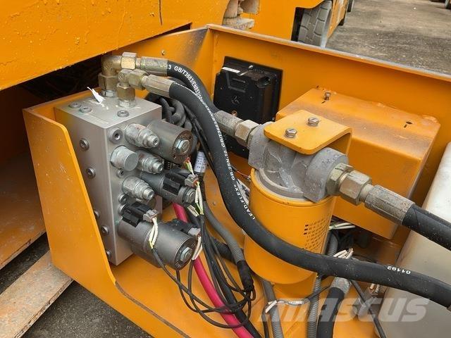 XCMG GTJZ1212 Scissor lifts
