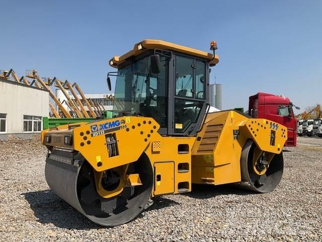 XCMG XD133E Twin drum rollers