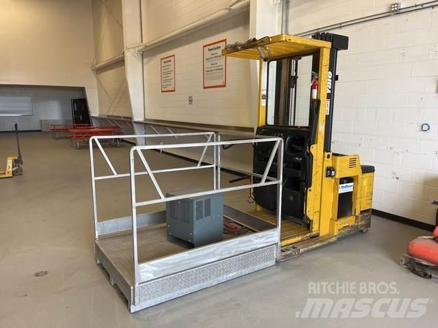 Yale OS030EC Medium lift order picker