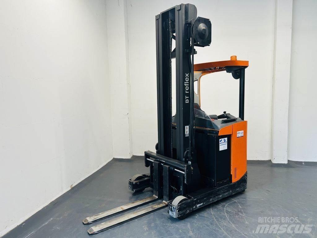 BT RRE160 Reach trucks