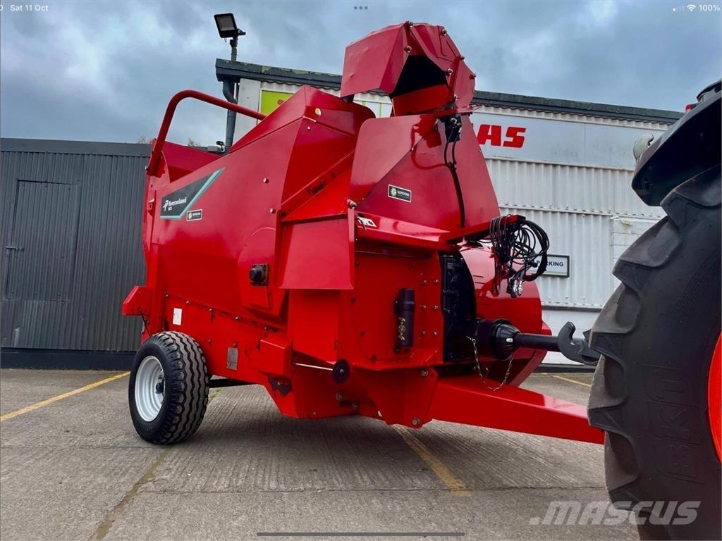 Kverneland 863 Mixer feeders