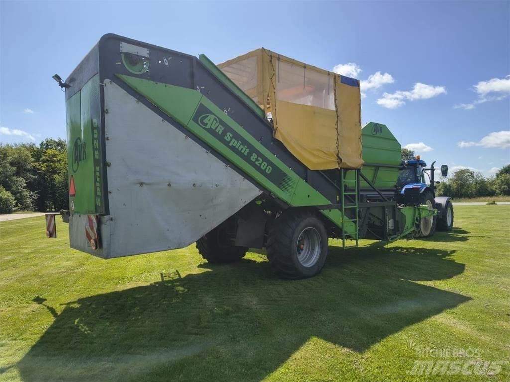 AVR SPIRIT 8200 Potato harvesters and diggers