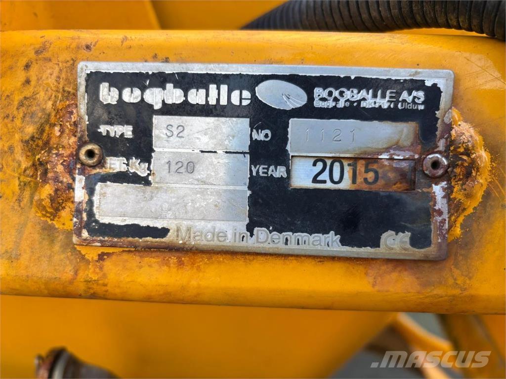 Bogballe S2 Sand and salt spreaders