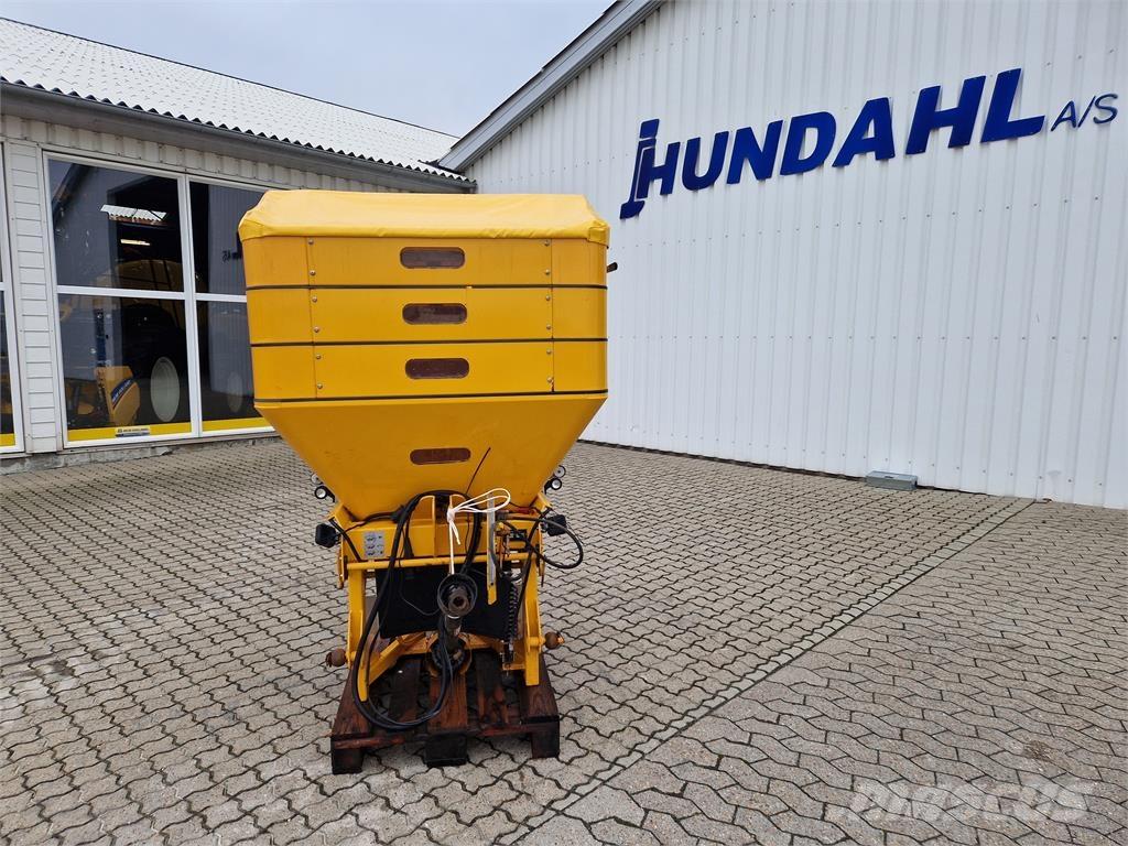 Bogballe S3 Sand and salt spreaders