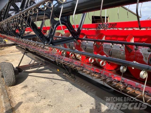 Case IH 8010 Combine harvesters