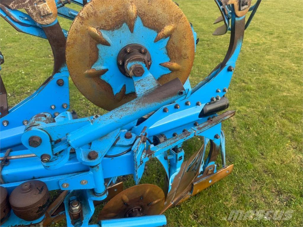 Dal-Bo CULTI Chisel ploughs