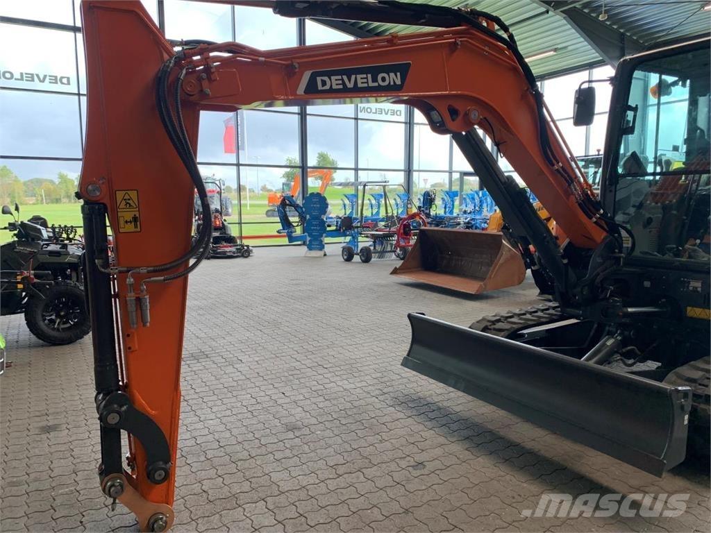 Develon DX63-7 Crawler excavators