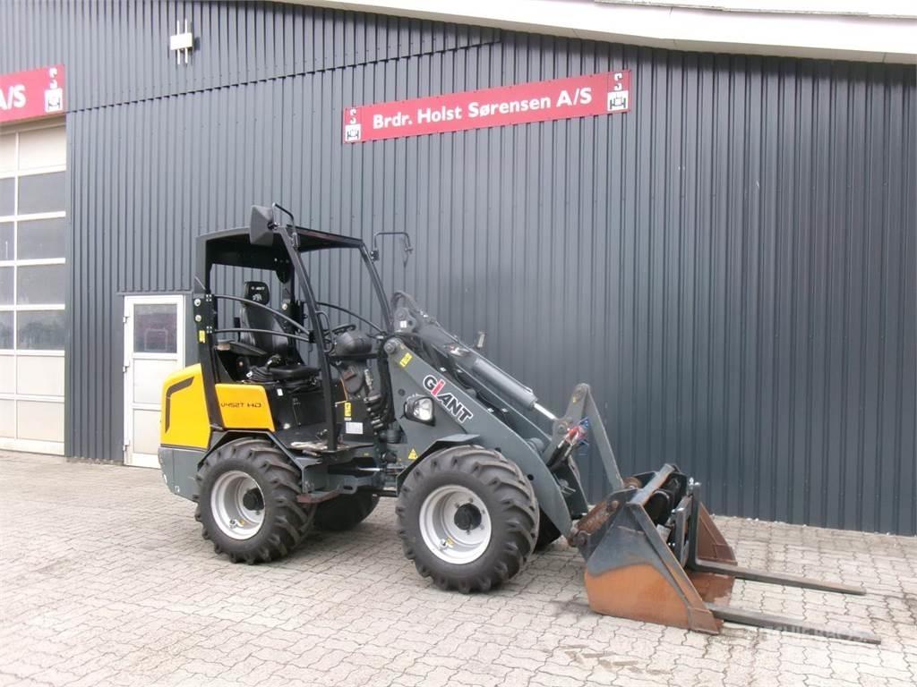 GiANT 452THD Mini loaders