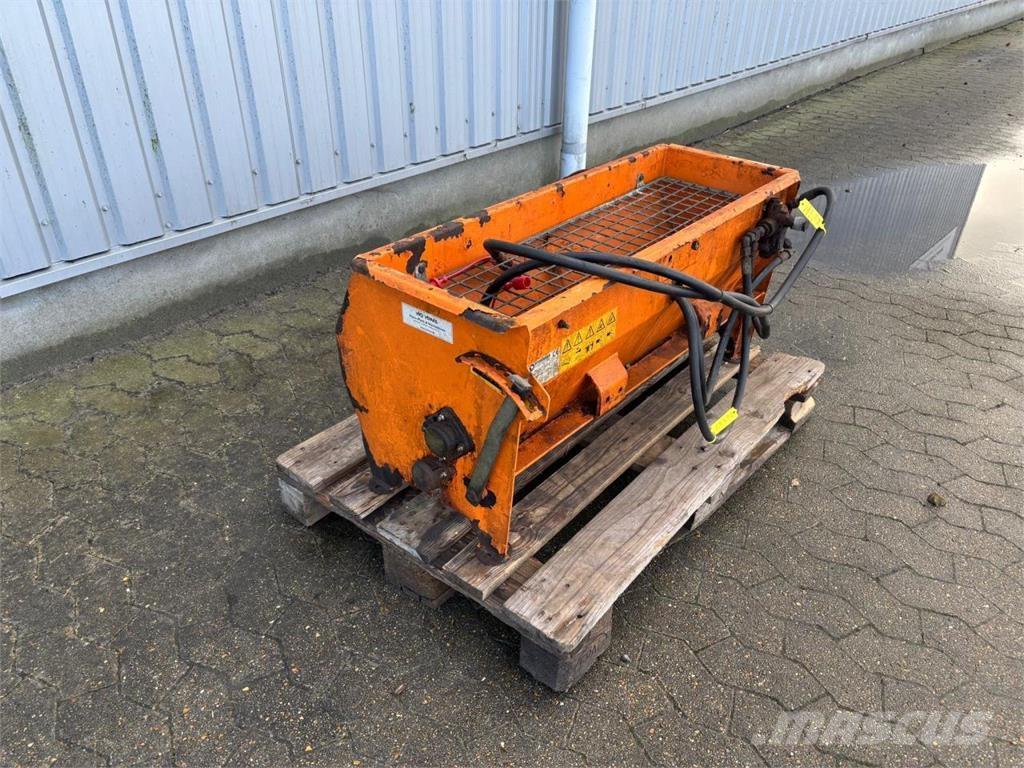 Hydromann 100H Sand and salt spreaders