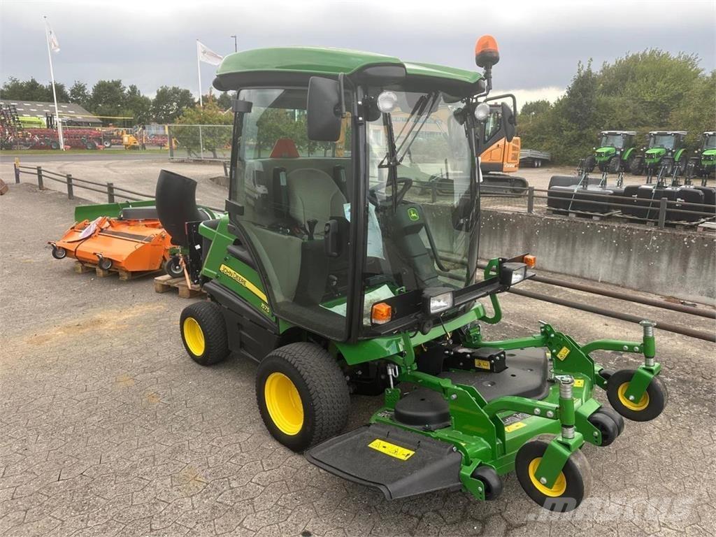 John Deere 1575 Compact tractors