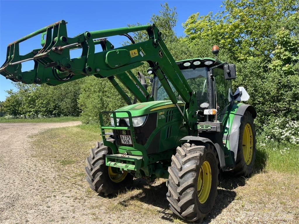 John Deere 6115 R Tractors