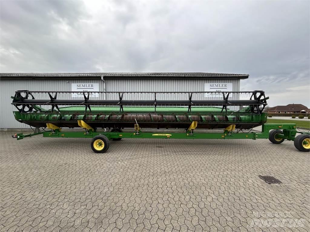 John Deere 635R Combine harvester heads