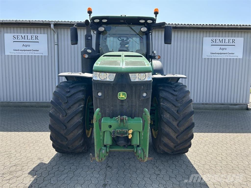 John Deere 8370R Tractors