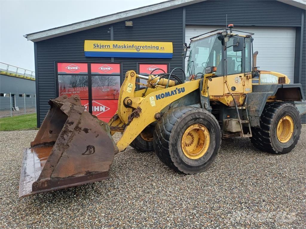 Komatsu WA 320 Wheel loaders
