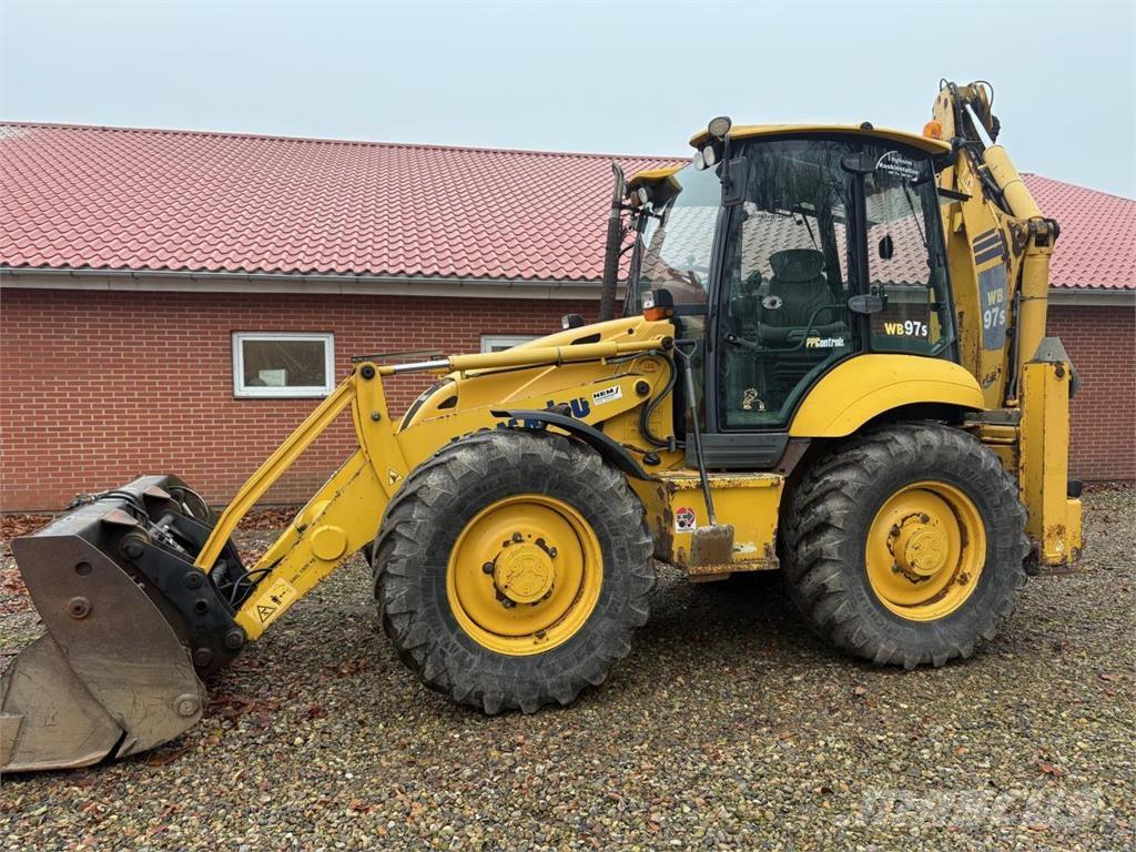 Komatsu WB97 Backhoe loaders
