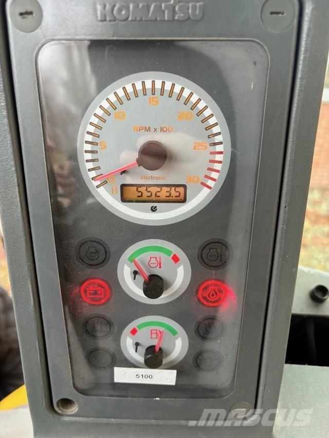 Komatsu WB97 Backhoe loaders