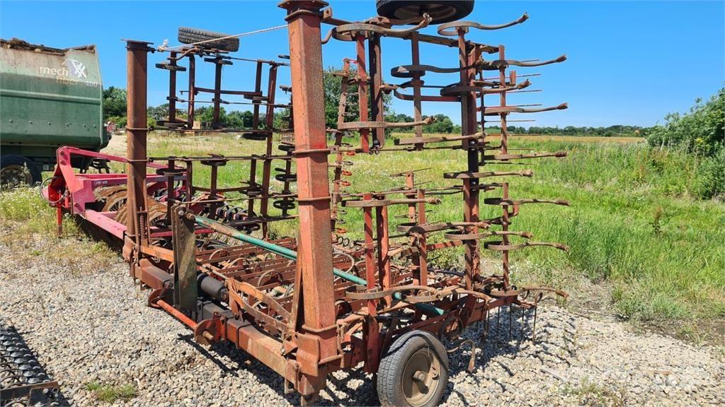 Kverneland 6M Disc harrows
