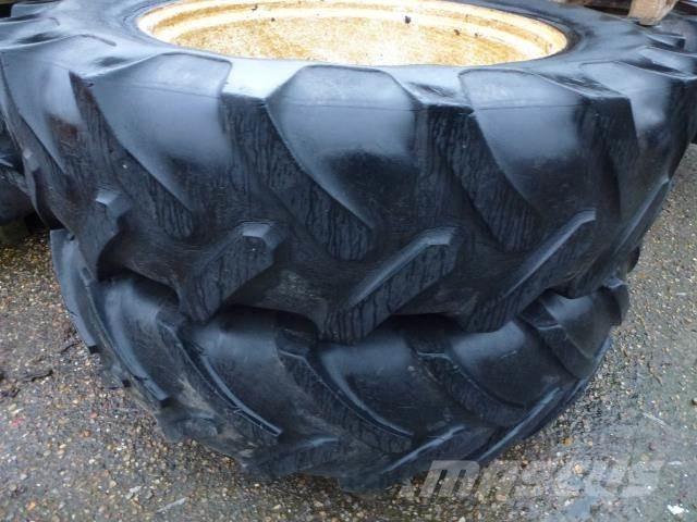 Molcon 16.9X38 Tyres, wheels and rims