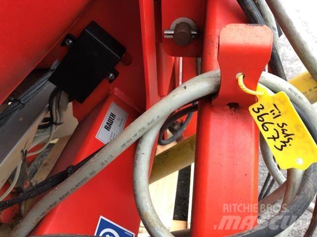 Rauch 30.1 AXIS Sprayer fertilizers