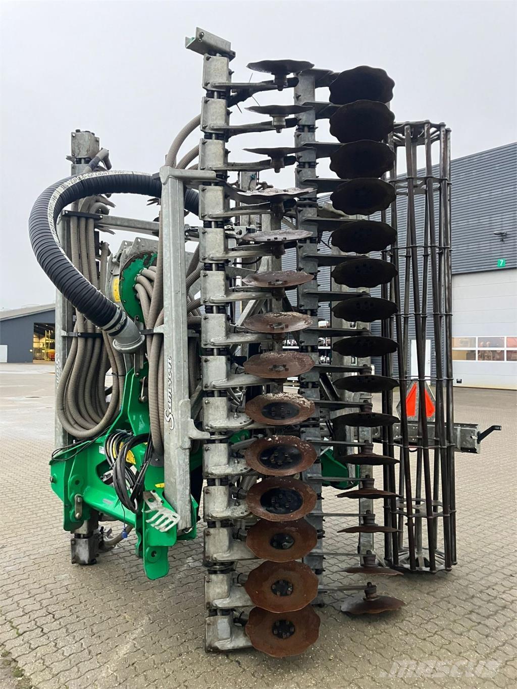 Samson SD II 700 Liquid fertilizer applicators