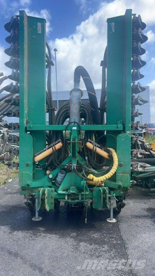 Samson TD 6 Sprayer fertilizers
