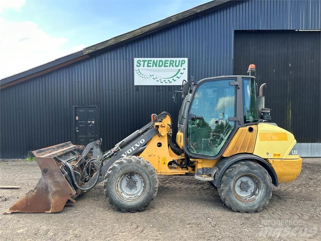Volvo L25 B Mini loaders