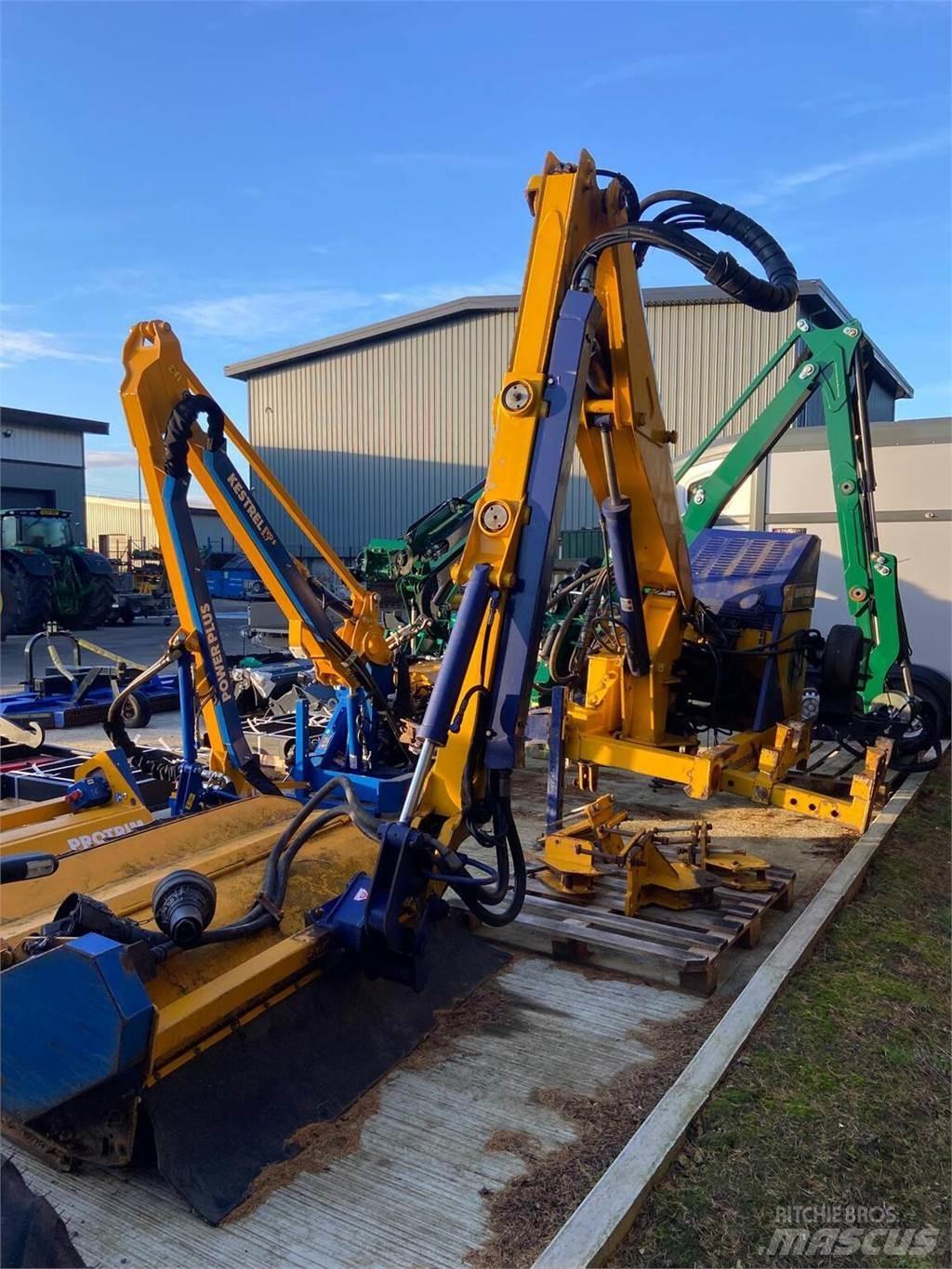 Bomford Buzzard Bale shredders, cutters and unrollers