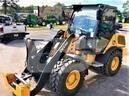 John Deere 204 G Mini loaders
