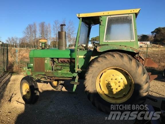 John Deere 3135 Tractors