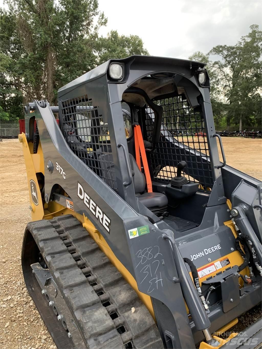 John Deere 317G Mini loaders