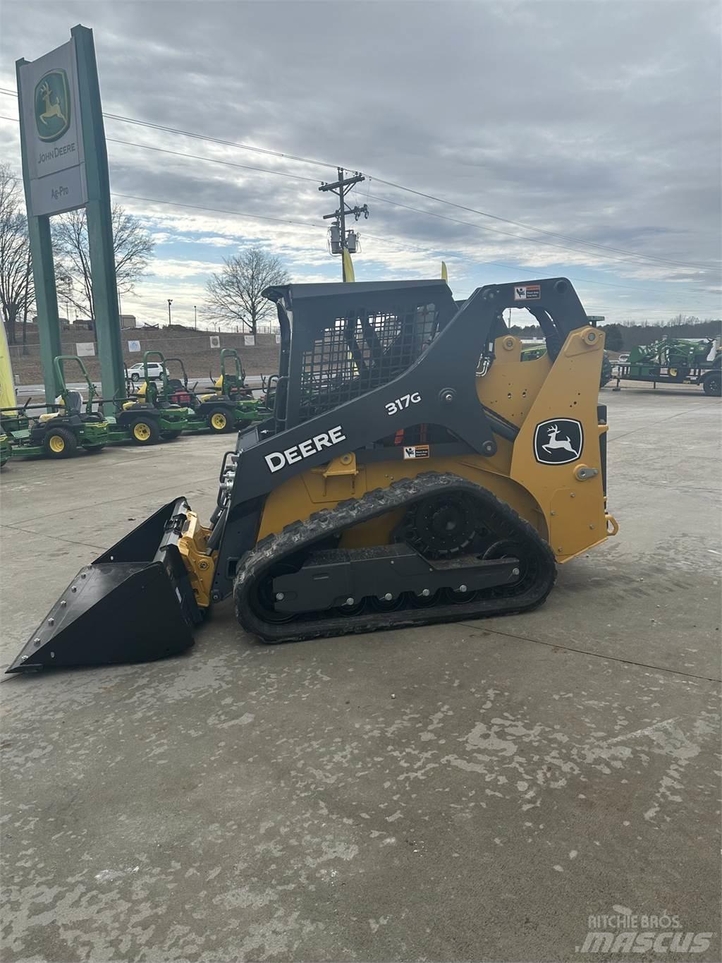 John Deere 317G Mini loaders