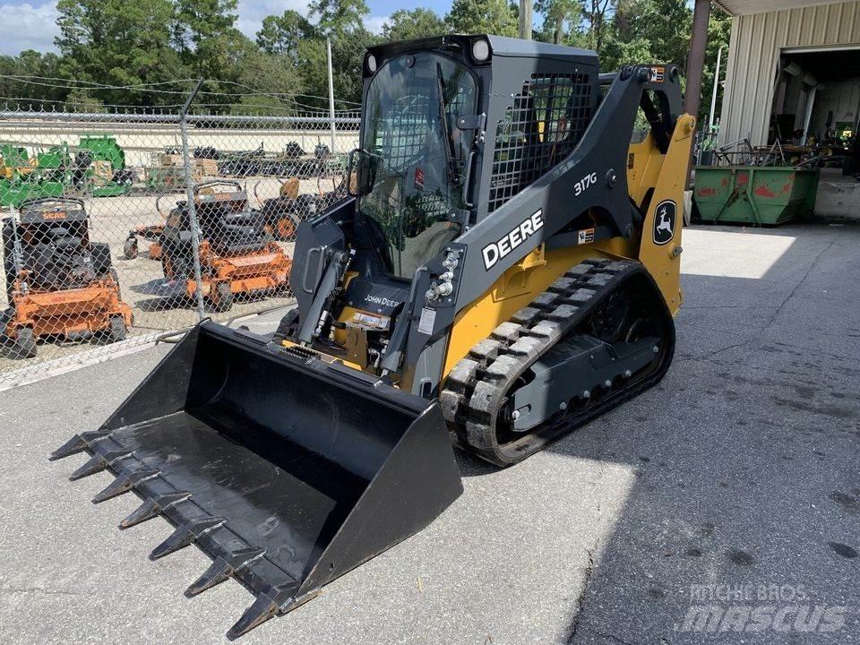 John Deere 317G Skid steer loaders