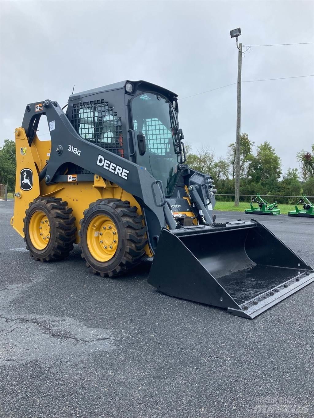 John Deere 318G Skid steer loaders