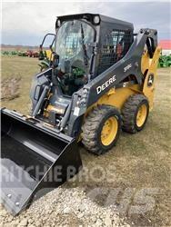 John Deere 318G Skid steer loaders