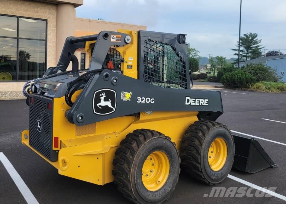 John Deere 320G Skid steer loaders