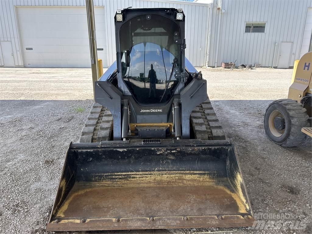 John Deere 323D Mini loaders